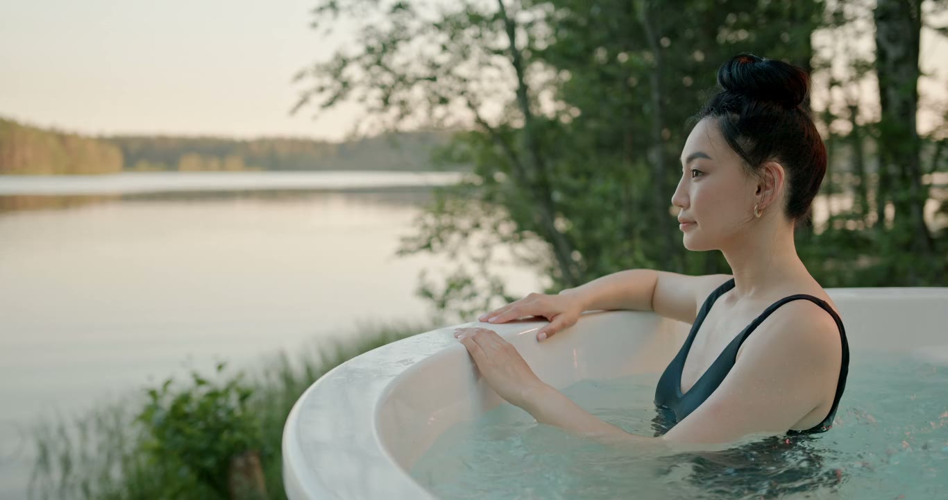 HydroTher Commercial Hot Tubs commercial spa